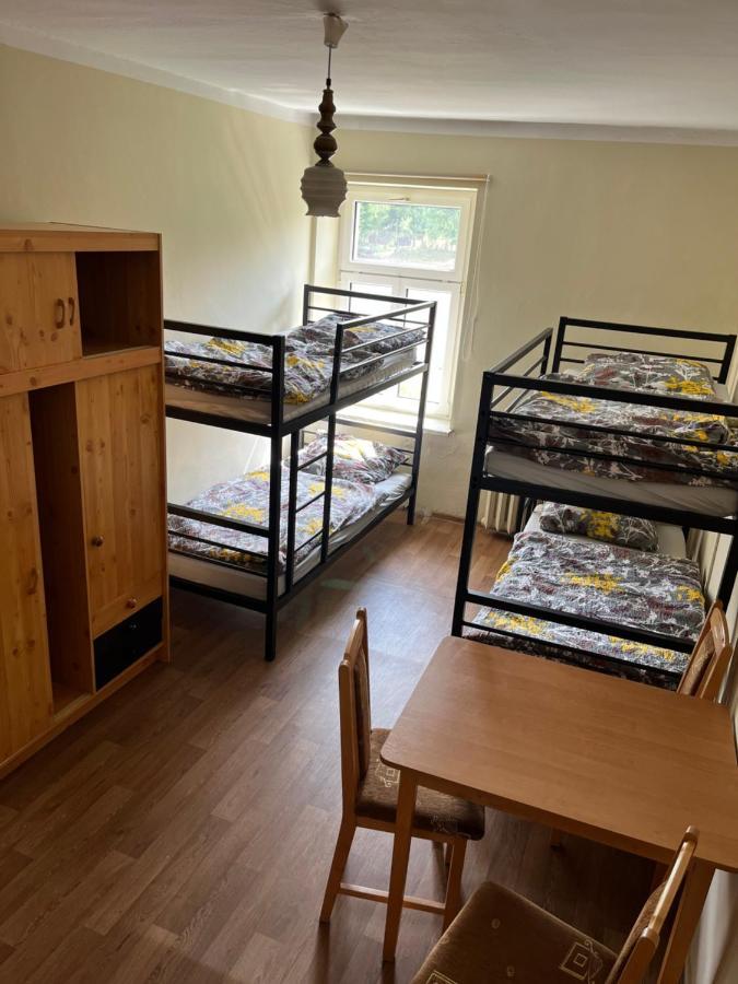 Gosciniec Szczeliniec Hostel Karlow Buitenkant foto